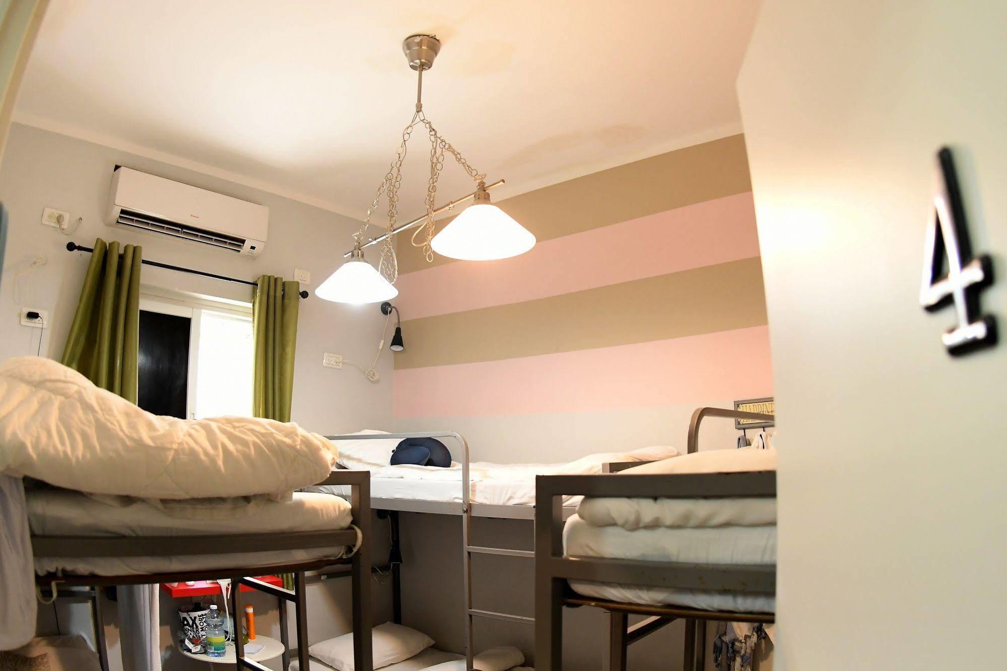 Crown Sea Hostel Tel-Aviv Extérieur photo