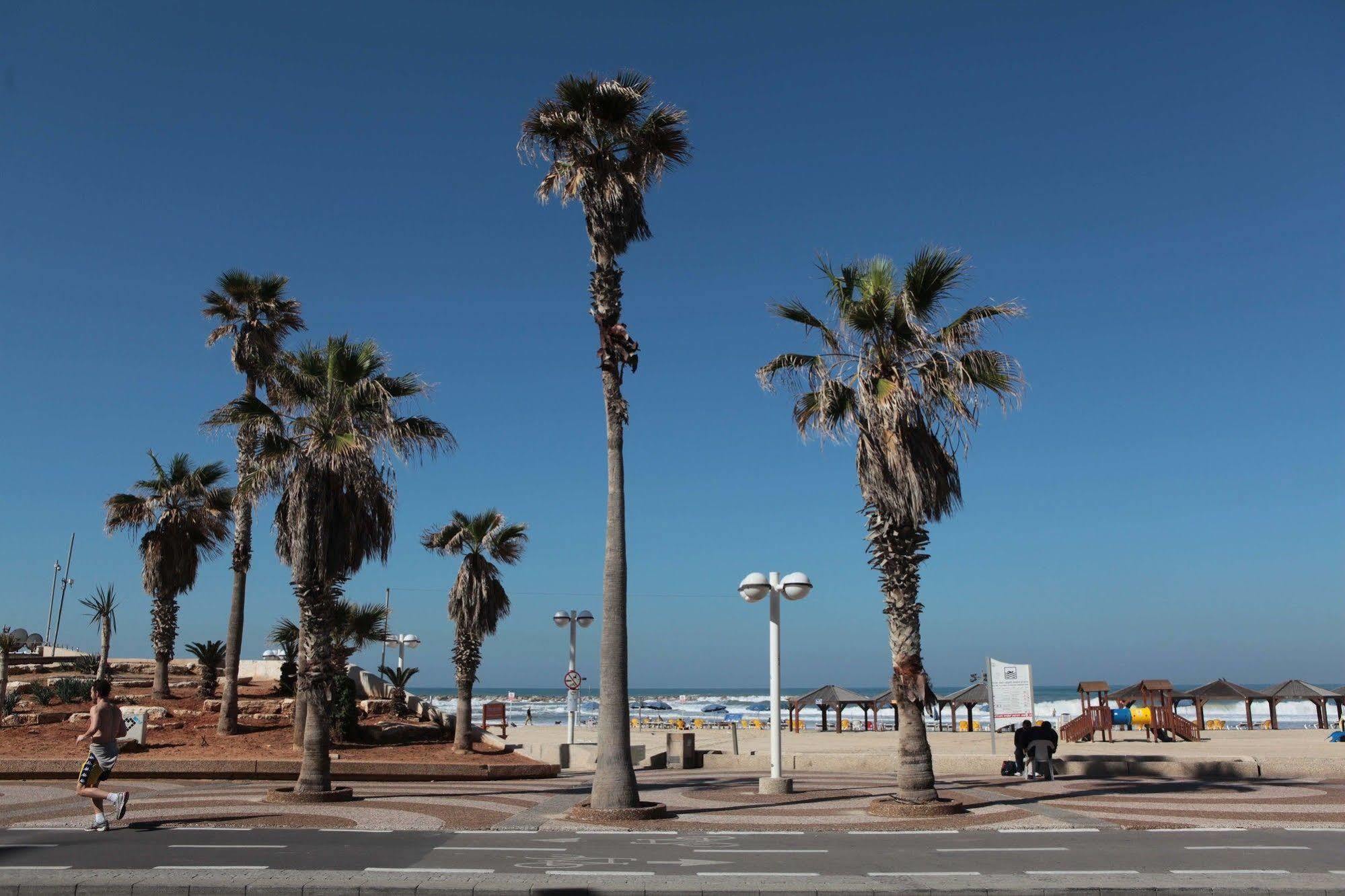 Crown Sea Hostel Tel-Aviv Extérieur photo